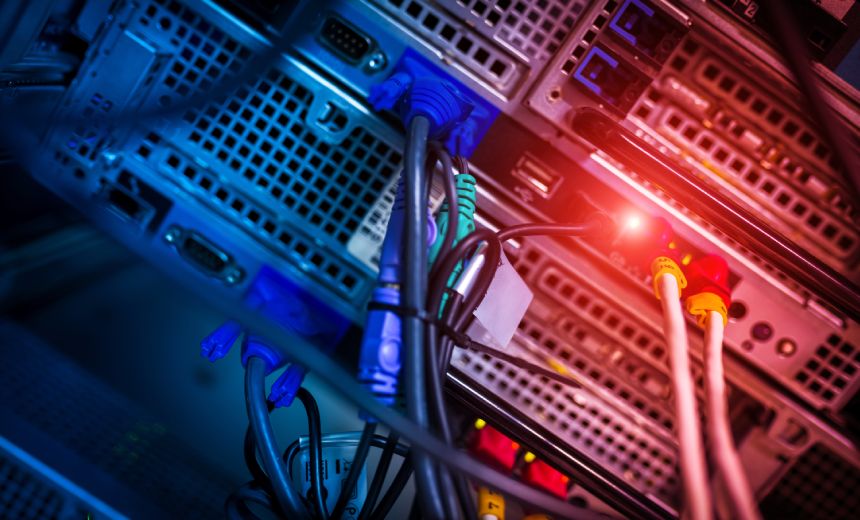 Wyden Advocates for Elimination of Edge Devices in US Government
